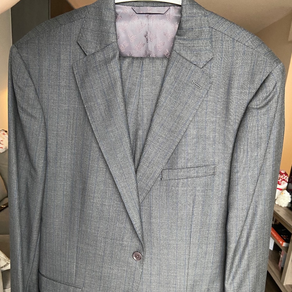 Psycho Bunny Men's Suit in Grey
